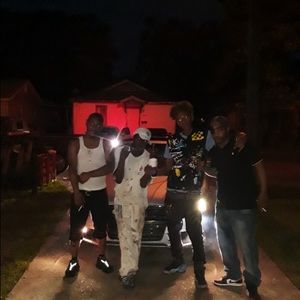 Meet your Posher, Derrick